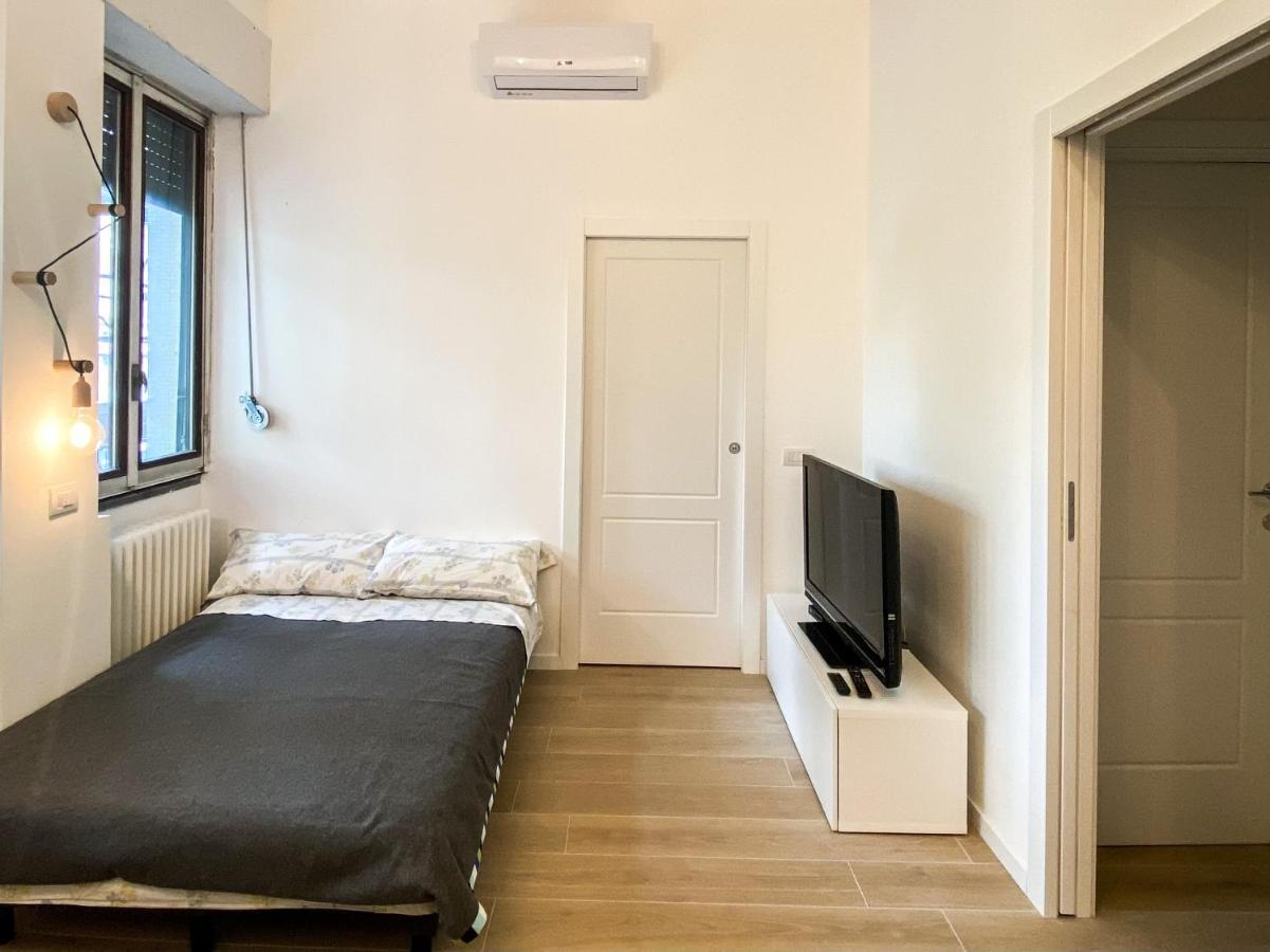Molino Cozy Apartment With Park View In Downtown Milano Milão Exterior foto